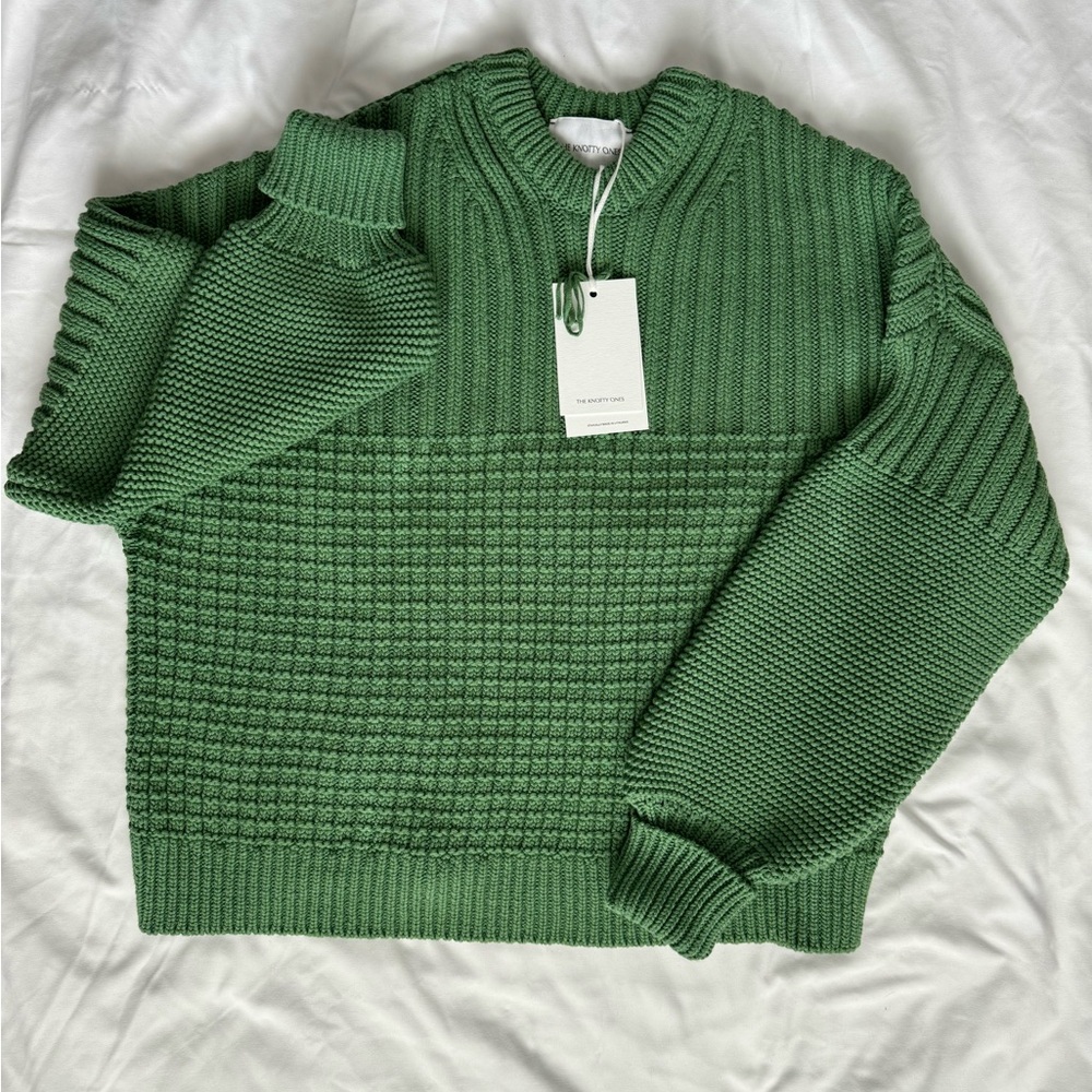 Delčia
ORGANIC COTTON SWEATER